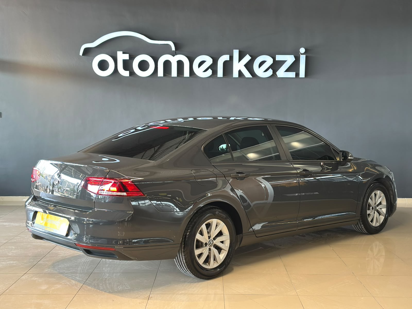 VOLKSWAGEN PASSAT 4